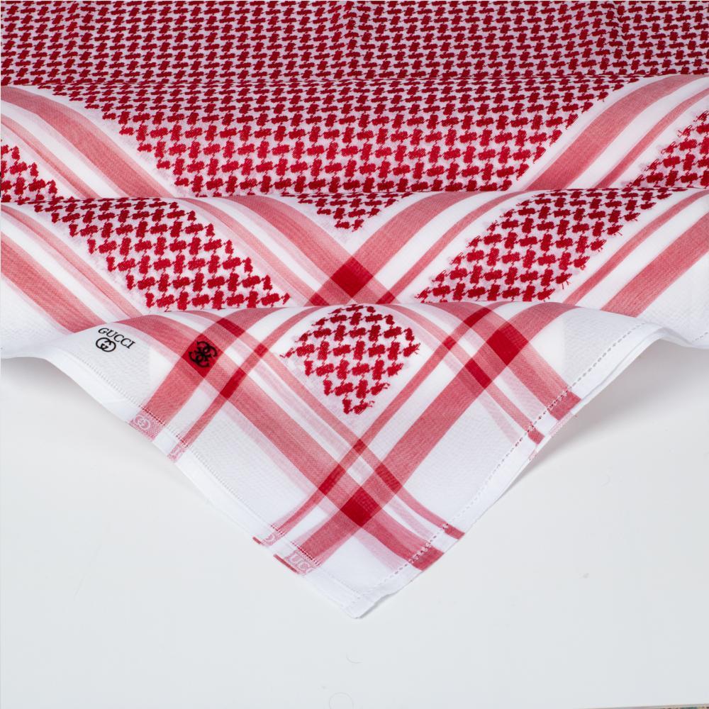 شماغ قوتشي كلاسيكي أصلي – الإصدار الجديد 2025 بتصميم فخم وأنيق