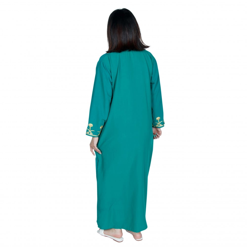 جلابية نسائية لليوم الوطني 95 – تصميم راقي ومريح للاحتفالات الوطنية