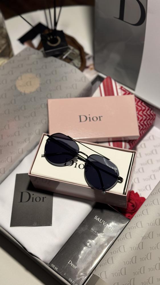 بوكس رجالي للطلاب الخريجين انيق ومميزة