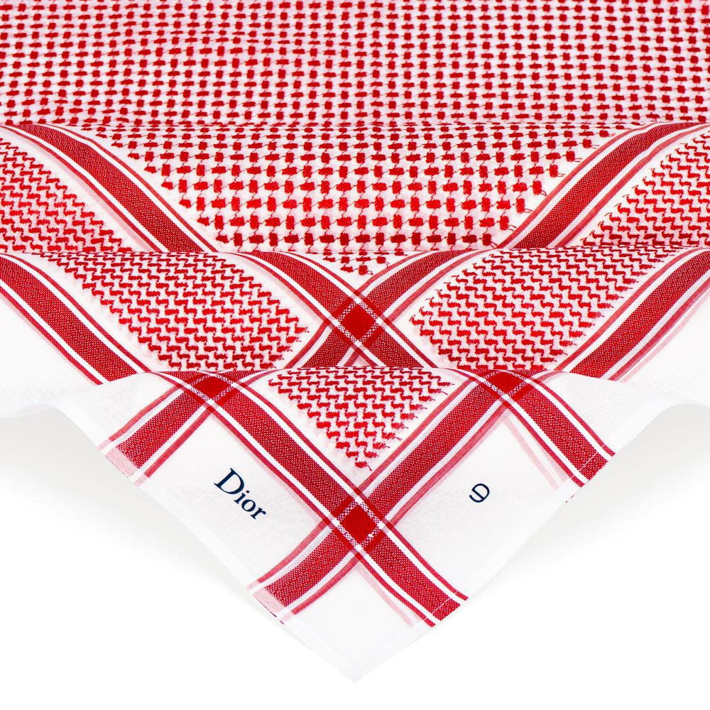 شماغ ديور بلاتينيوم أصلي – آخر إصدار 2025 بتصميم ملكي وخامة فاخرة