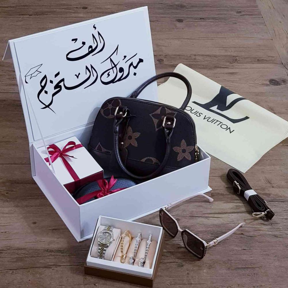 بوكس هدايا تخرج للبنات_بوكسات تخرج للخريجات