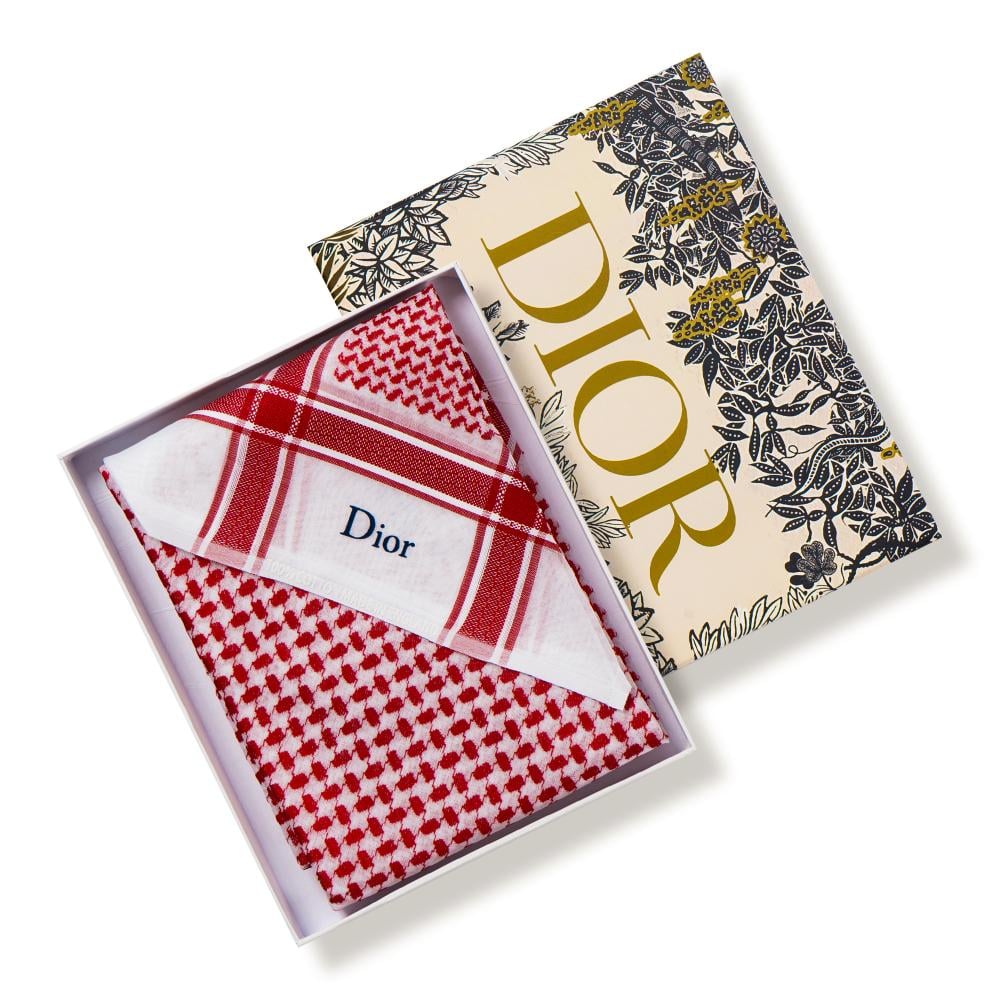 شماغ ديور بلاتينيوم أصلي – آخر إصدار 2025 بتصميم ملكي وخامة فاخرة