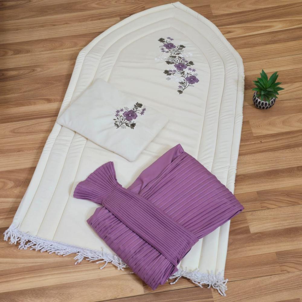 طقم صلاة نسائي فخم - سجادة اسفنج وشرشف صلاة قطن مطرز بالاسم