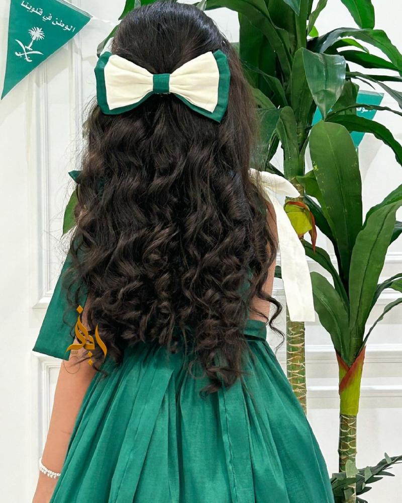 فستان بناتي لليوم الوطني السعودي – تصميم مريح وأنيق للاحتفالات الوطنية