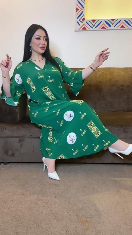 جلابية اليوم الوطني السعودي بلون أخضر – زي تراثي فاخر للنساء