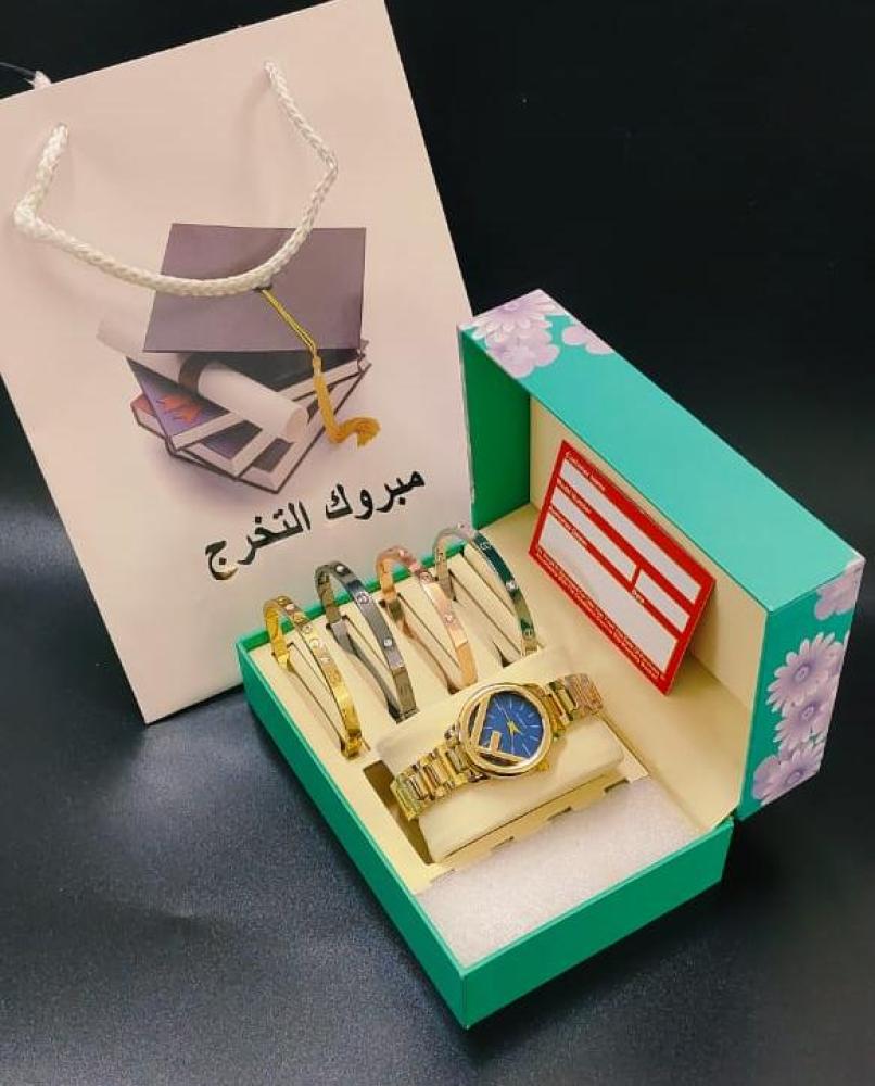 هدية تخرج نسائية فخمة – ساعة وأساور بتغليف أنيق وكيس إهداء جاهز