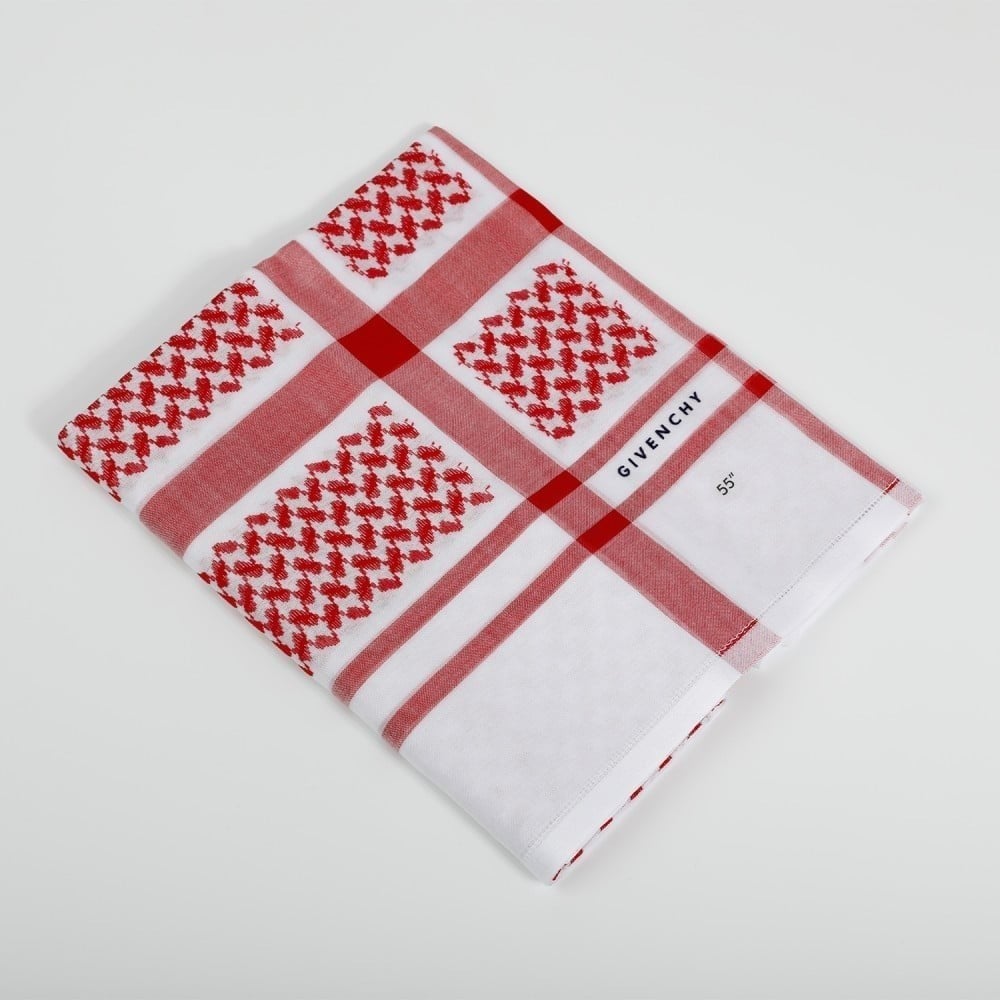 شماغ يوم التأسيس السعودي – تصميم تراثي أنيق للرجال