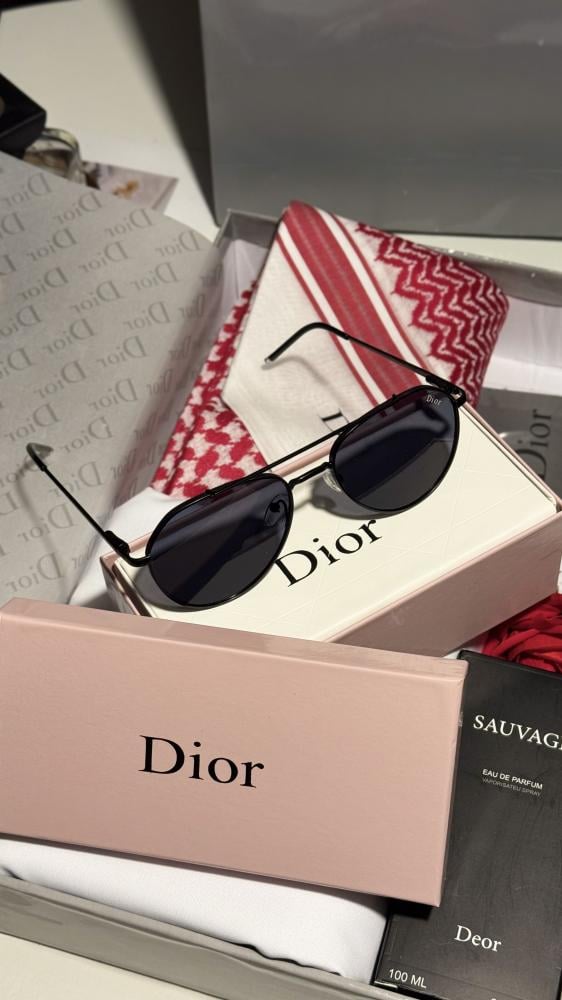 بوكس رجالي للطلاب الخريجين انيق ومميزة