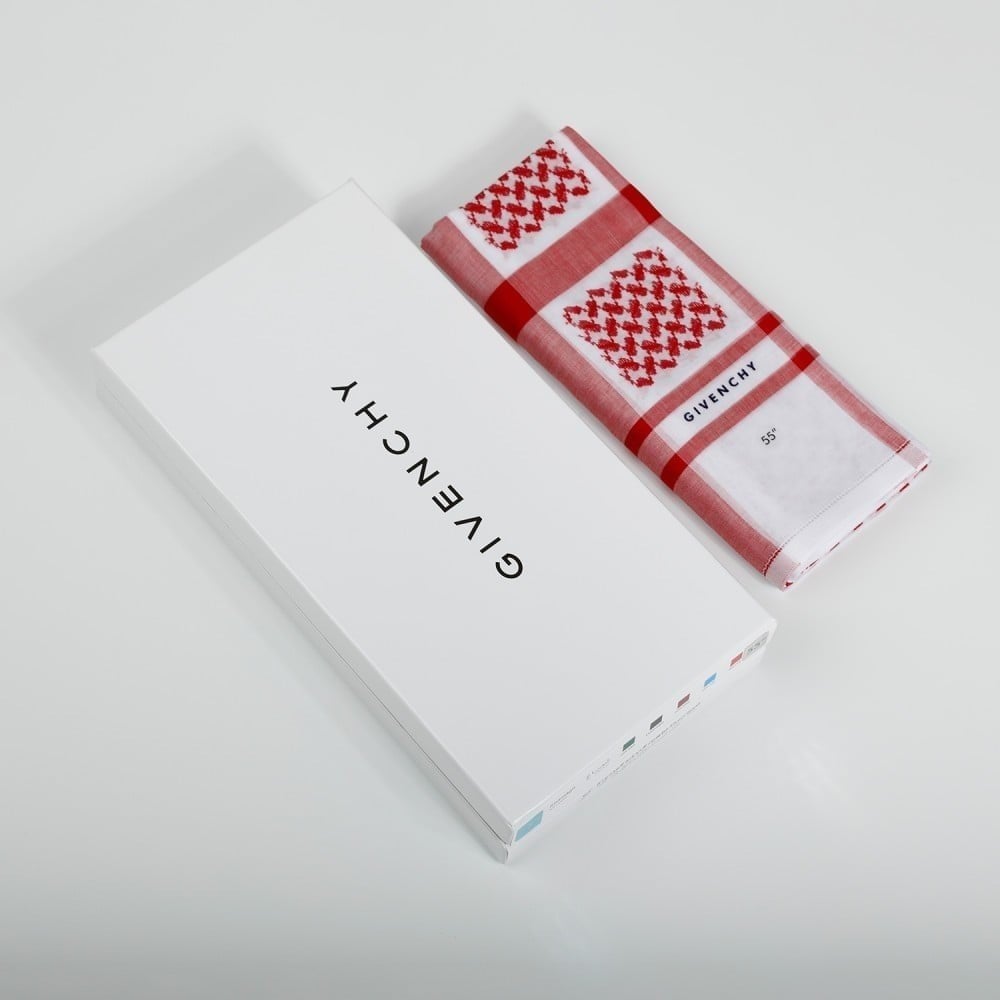 شماغ يوم التأسيس السعودي – تصميم تراثي أنيق للرجال