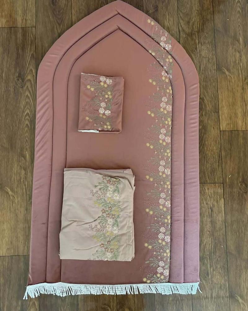 طقم صلاة بلمسة ملكية