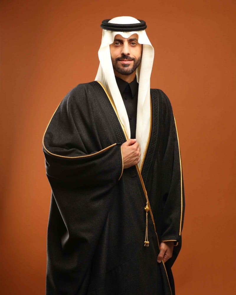 بشت الشتاء الكشميري الأسود