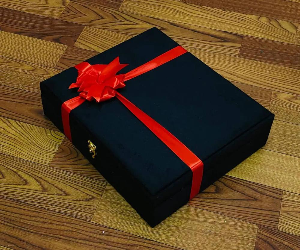 هدايا رجاليه بتصميم جديد 2025