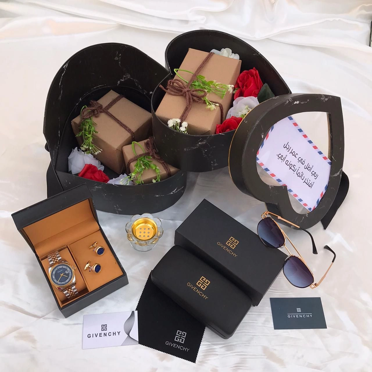 بوكس هدايا على شكل قلب (عيد ميلاد-تخرج-زواج-خطوبة)