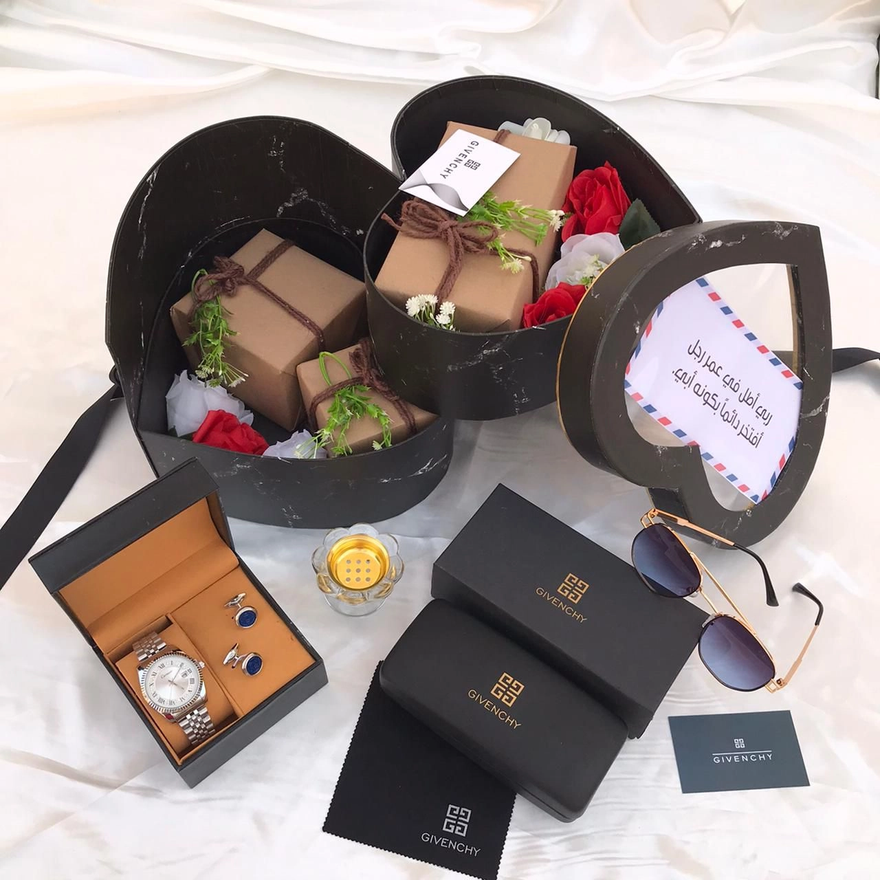 بوكس هدايا على شكل قلب (عيد ميلاد-تخرج-زواج-خطوبة)