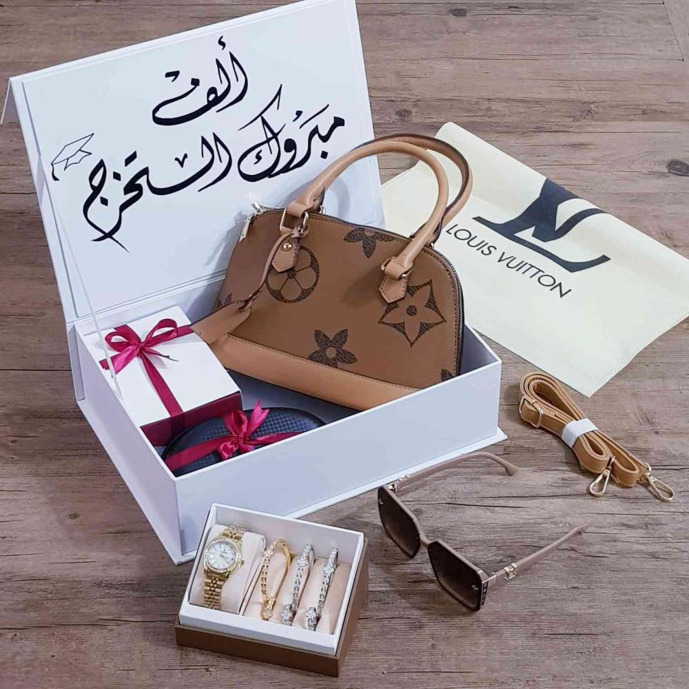 بوكس هدايا تخرج للبنات_بوكسات تخرج للخريجات