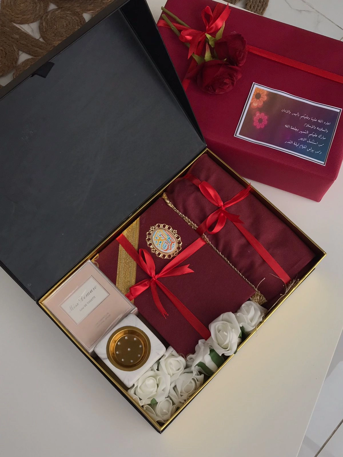 طقم راقي بمناسبة قدوم شهر رمضان