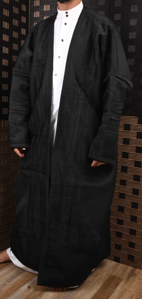 فروة رجالية شتوية باللون الأسود