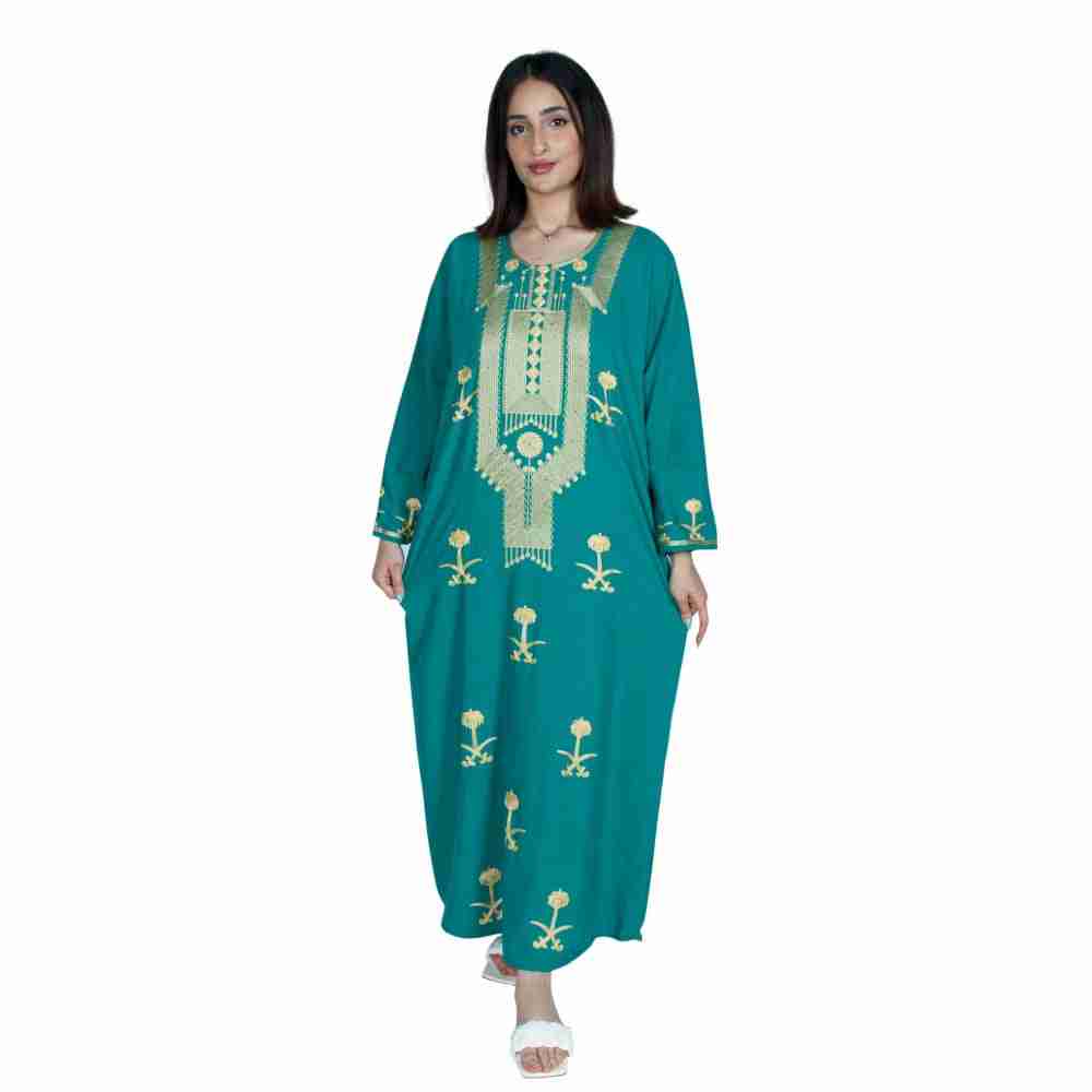 جلابية نسائية لليوم الوطني 95 – تصميم راقي ومريح للاحتفالات الوطنية